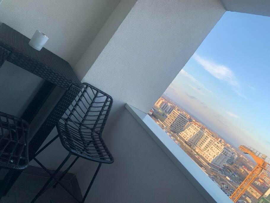 Cool Apartment ティミショアラ エクステリア 写真